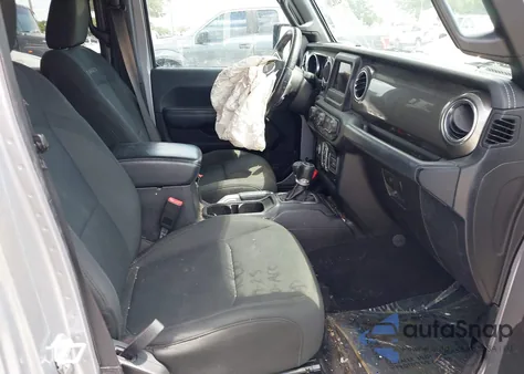 2018 Jeep Wrangler Unlimited Sahara 4X4 from USA, damaged, VIN 1C4HJXEG9JW244419